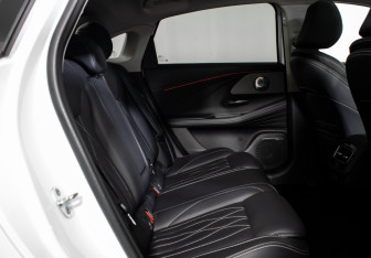 Подержанный автомобиль Chery Arrizo 8 2023 года (9 фото)