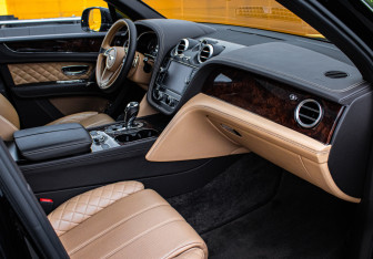 Подержанный автомобиль Bentley Bentayga 2016 года (7 фото)