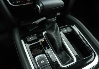 Подержанный автомобиль GAC GS8 2020 года (13 фото)