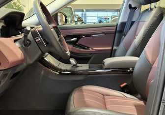 Новый Land Rover Range Rover Evoque 2025 (7 фото)