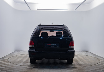 Подержанный автомобиль Honda Shuttle Compactvan 1998 года (6 фото)