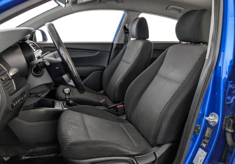 Подержанный автомобиль Kia Rio Hatchback 2019 года (20 фото)