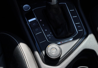 Подержанный автомобиль Volkswagen Tiguan 2018 года (20 фото)