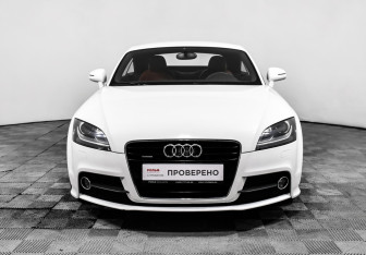Подержанный автомобиль Audi TT Coupe 2011 года (2 фото)