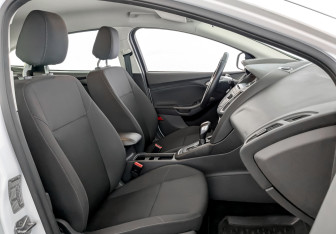 Подержанный автомобиль Ford Focus Sedan 2018 года (23 фото)