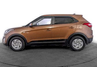 Подержанный автомобиль Hyundai Creta 2019 года (8 фото)