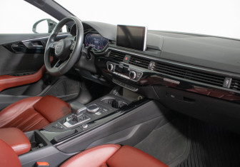 Подержанный автомобиль Audi A5 Liftback 2017 года (9 фото)