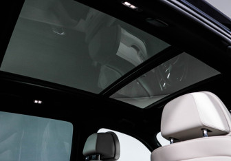 Подержанный автомобиль BMW X7 2019 года (17 фото)
