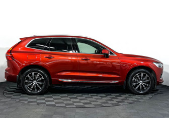 Подержанный автомобиль Volvo XC60 2018 года (4 фото)