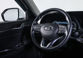 Подержанный автомобиль Hyundai Palisade 2020 года (14 фото)