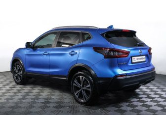 Подержанный автомобиль Nissan Qashqai 2020 года (7 фото)