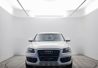 Подержанный автомобиль Audi Q5 2010 года (2 фото)