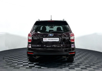 Подержанный автомобиль Subaru Forester Suv 2013 года (6 фото)