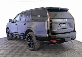 Подержанный автомобиль Cadillac Escalade Suv 2022 года (7 фото)