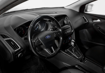 Подержанный автомобиль Ford Focus Wagon 2017 года (7 фото)