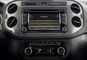 Подержанный автомобиль Volkswagen Tiguan 2015 года (15 фото)