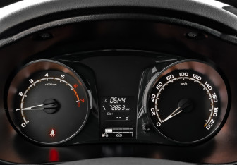 Подержанный автомобиль LADA (ВАЗ) Granta Liftback 2023 года (16 фото)