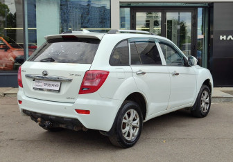 Подержанный автомобиль Lifan X60 2016 года (5 фото)