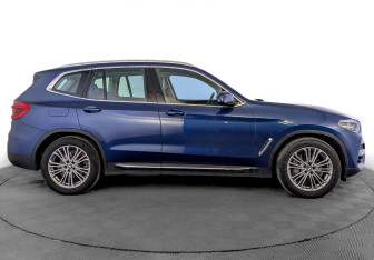 Подержанный автомобиль BMW X3 2019 года (4 фото)