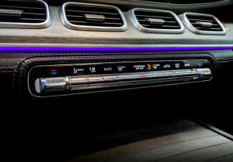 Подержанный автомобиль Mercedes-Benz GLE 2019 года (25 фото)