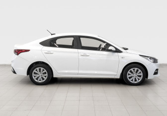 Подержанный автомобиль Hyundai Solaris Sedan 2020 года (4 фото)