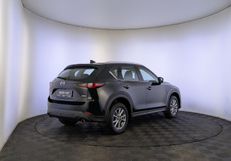 Подержанный автомобиль Mazda CX-5 2024 года (5 фото)