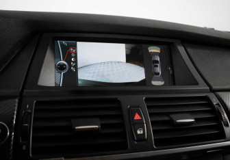 Подержанный автомобиль BMW X6 2010 года (18 фото)