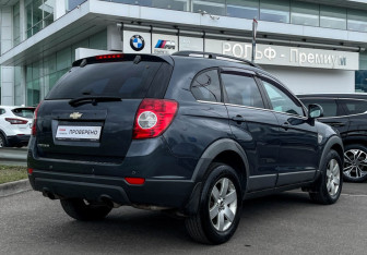Подержанный автомобиль Chevrolet Captiva 2008 года (5 фото)
