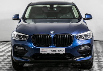 Подержанный автомобиль BMW X4 2019 года (2 фото)