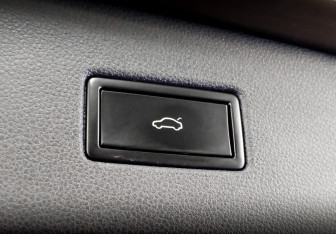 Подержанный автомобиль Volkswagen Tiguan 2017 года (25 фото)