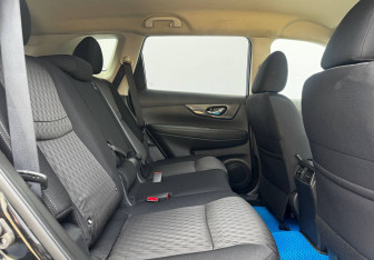 Подержанный автомобиль Nissan X-Trail 2019 года (11 фото)