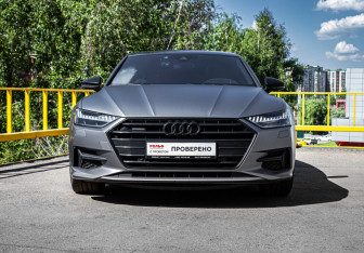 Подержанный автомобиль Audi A7 2018 года (2 фото)
