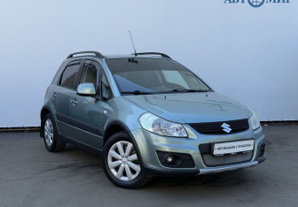Подержанный автомобиль Suzuki SX4 Hatchback 2013 года (3 фото)