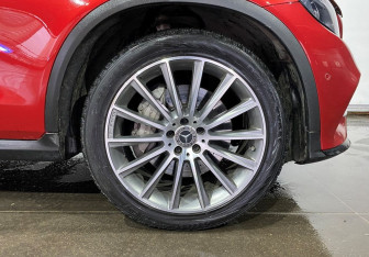 Подержанный автомобиль Mercedes-Benz GLC Coupe 2019 года (20 фото)