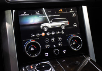 Подержанный автомобиль Land Rover Range Rover 2018 года (18 фото)