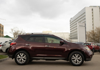 Подержанный автомобиль Nissan Murano Suv 2013 года (3 фото)