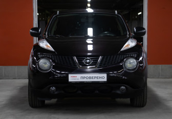 Подержанный автомобиль Nissan Juke 2013 года (2 фото)