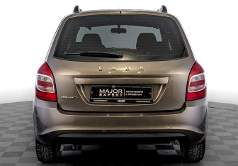 Подержанный автомобиль LADA (ВАЗ) Granta Wagon 2019 года (6 фото)