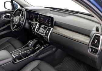 Подержанный автомобиль Kia Sorento 2021 года (13 фото)