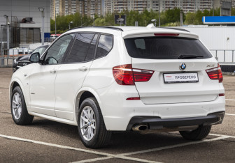 Подержанный автомобиль BMW X3 2016 года (7 фото)
