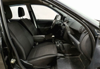 Подержанный автомобиль LADA (ВАЗ) Granta Liftback 2015 года (18 фото)