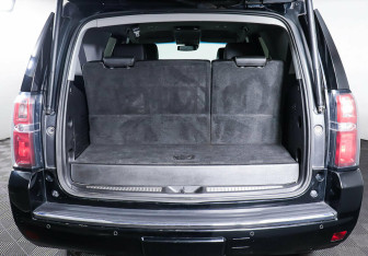 Подержанный автомобиль Chevrolet Tahoe 2015 года (22 фото)