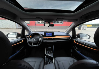 Подержанный автомобиль LIVAN X3Pro 2023 года (12 фото)
