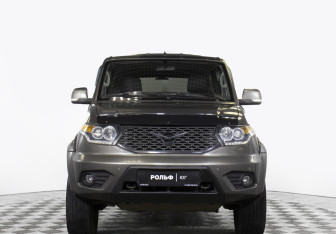 Подержанный автомобиль УАЗ Patriot 2019 года (2 фото)