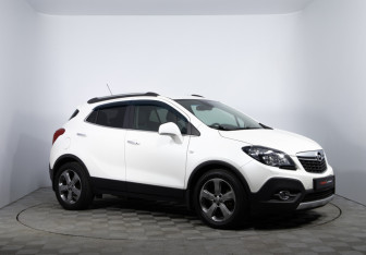Подержанный автомобиль Opel Mokka 2014 года (3 фото)