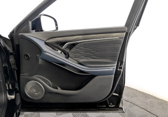 Подержанный автомобиль Voyah Free 2023 года (25 фото)