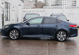 Подержанный автомобиль Kia Optima Sedan 2018 года (8 фото)