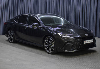 Подержанный автомобиль Toyota Camry Sedan 2024 года (3 фото)