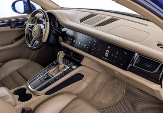Подержанный автомобиль Porsche Macan 2015 года (13 фото)