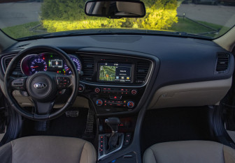 Подержанный автомобиль Kia Optima Sedan 2015 года (12 фото)